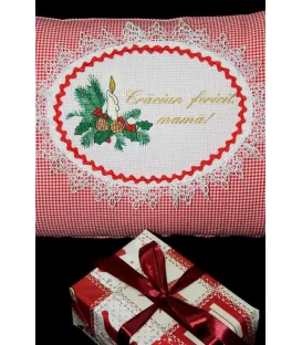 Perna decorativa personalizata broderie lumanare