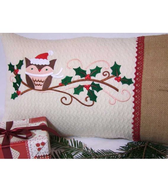 Cadou de Craciun pernuta decorativa personalizata broderie bufnita