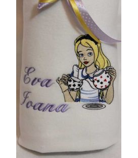 Paturica Botez Alice in Tara Minunilor