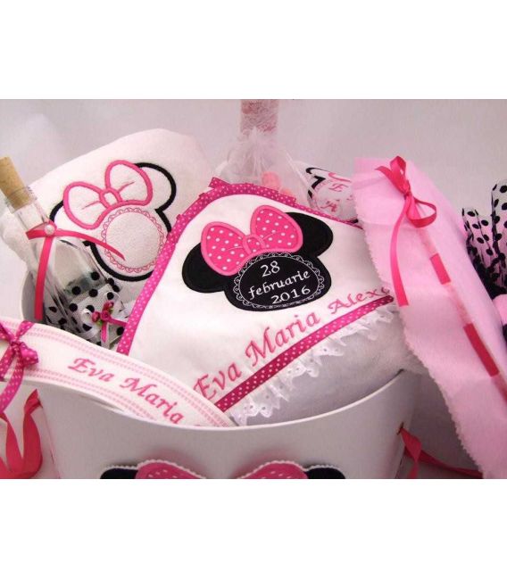 Trusou botez Minnie Mouse personalizat complet