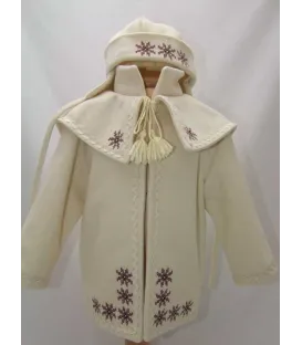 Paltonas botez traditional ivoire si caciulita brodate