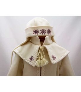 Paltonas botez traditional ivoire si caciulita brodate