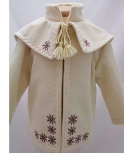 Paltonas botez traditional ivoire si caciulita brodate