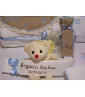 Trusou botez personalizat om de zapada