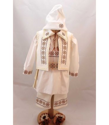 Costum national botez baieti din Moldova