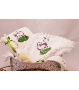 Trusou botez personalizat si cutie botez broderie calut