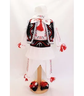 Costum popular botez Rares