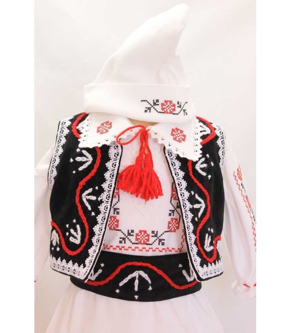 Costum popular botez Rares