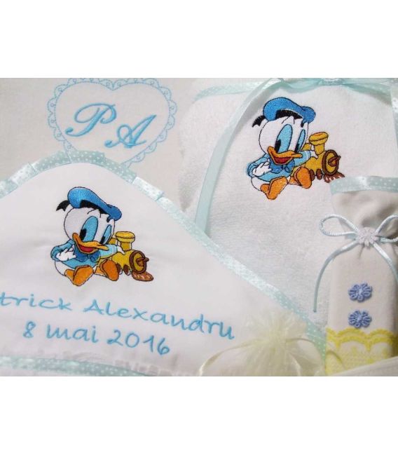 Trusou botez Donald