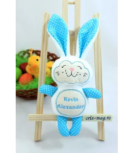 Cadou iepuras handmade personalizat cu numele copilasului