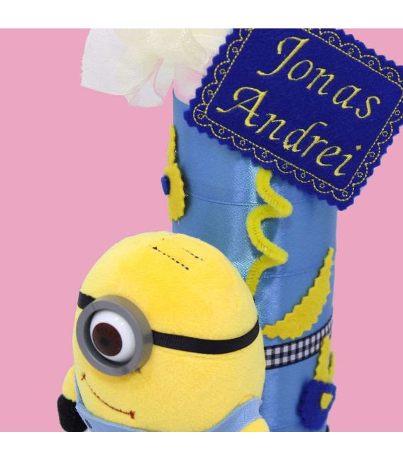 Lumanare botez scurta cu jucarie Minions