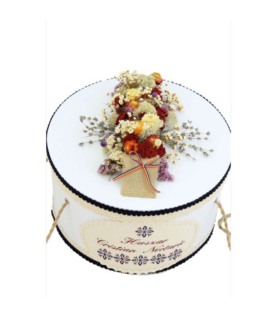 Cutie decorata traditional cu stelute