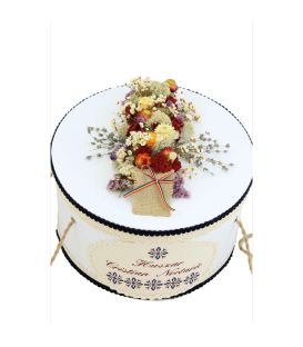 Cutie decorata traditional cu stelute