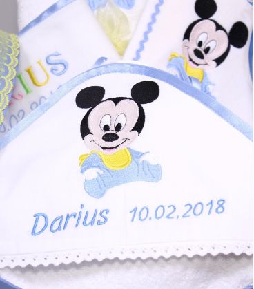 Trusou botez personalizat complet baiat Baby Mickey cu jucarie