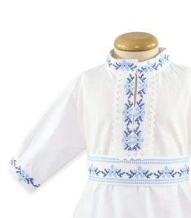 Camasuta brodata tip ie cu broderie de culoare albastra