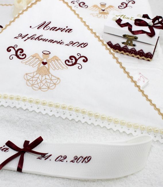 Trusou botez fete  set ingeras elegant personalizat