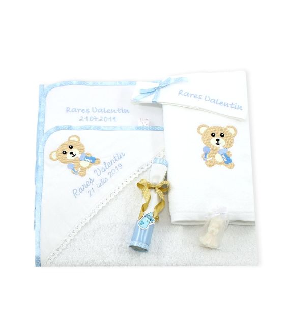 Set trusou botez baiat cu lumanare si cutie ursulet cu biberon