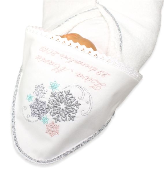 Set trusou botez premium si cutie decorata fulgi de nea