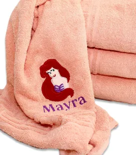Prosop baie din bumbac brodat cu Ariel mica sirena
