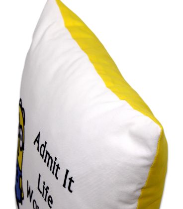 Perna decorativa brodata cu minion si mesaj