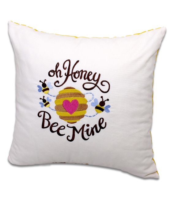 Pernă decorativă brodată cadou pentru iubit sau iubită