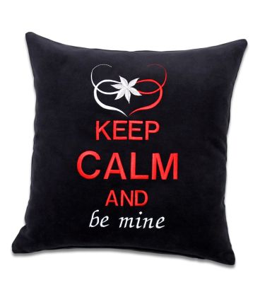Pernă decorativă cu mesaj KEEP CALM AND be mine