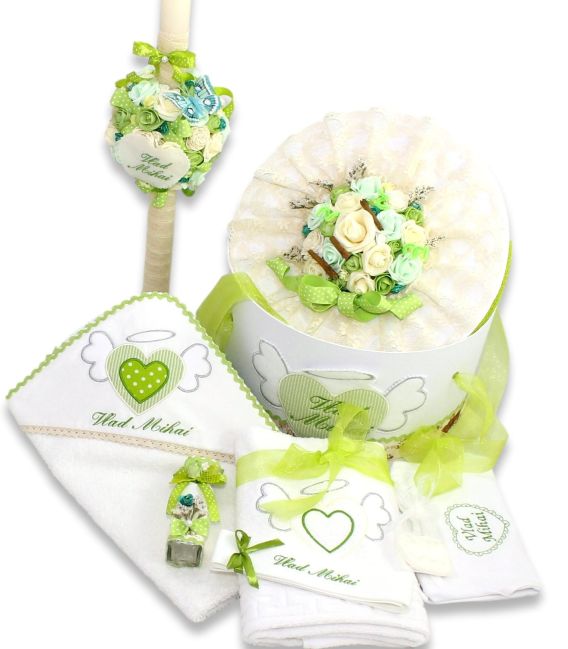 Set botez complet inimioara ingeras personalizat pentru baieti