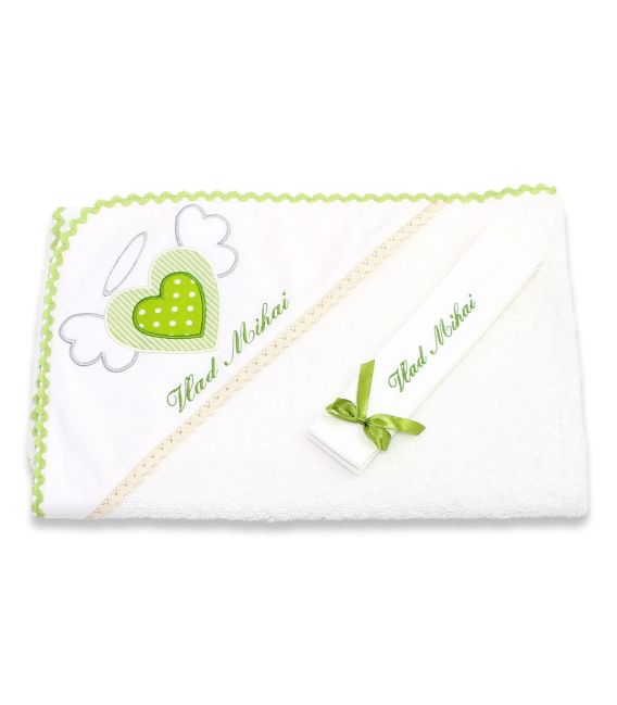 Set botez complet inimioara ingeras personalizat pentru baieti