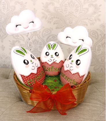 Cos cadou Paste Family personalizat cu oua brodate