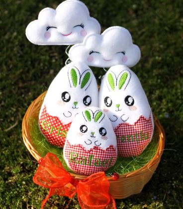 Cos cadou Paste Family personalizat cu oua brodate