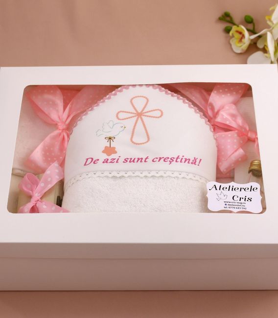 Trusou botez in cutie cu capac transparent cruce si porumbel 9 piese