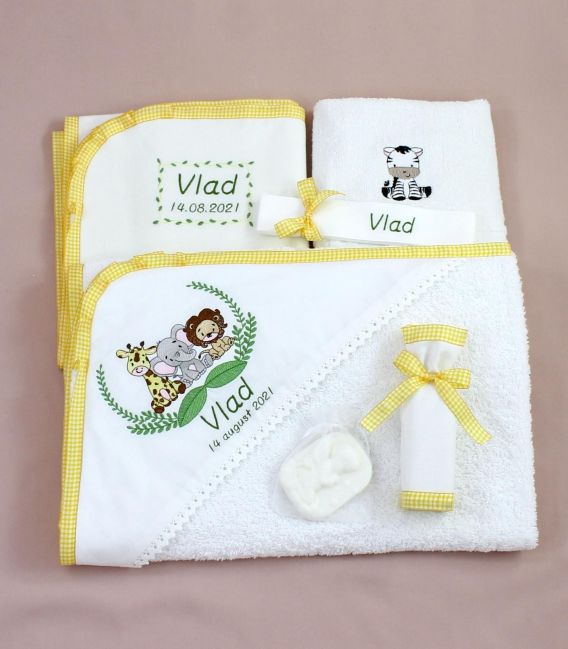 Trusou botez brodat personalizat animalute jungla set complet