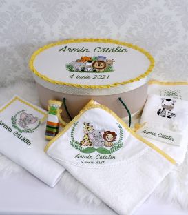Trusou botez brodat personalizat Jungle Safari set complet