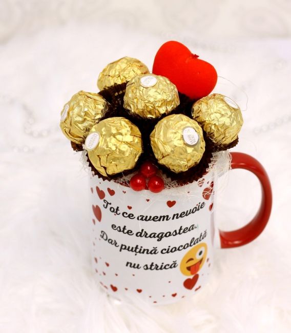 Cana personalizata cu mesaj bomboane si inimioara