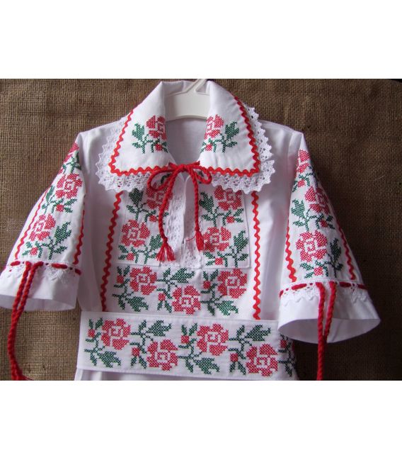 Costum botez traditional