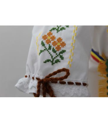 Costum traditional fete botez Iasmina