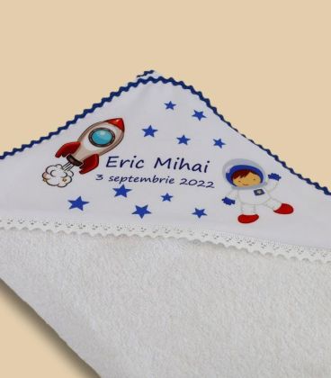 Prosop cu capison parte din trusou prim plan