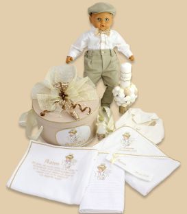 Trusou botez complet ingerasul Rafael personalizat auriu  - Trusouri  Botez Complete