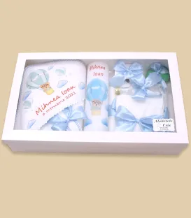 Trusou botez personalizat – ursuleț în balon, cu lumânare