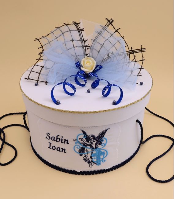 Trusou botez baiat personalizat ingeras si cruce 18 piese