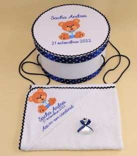 Trusou ursuletul Sacha personalizat cu nume si data botez
