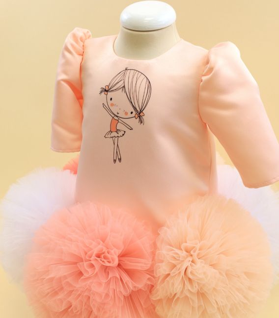 Rochita cu pampoane supradimensionate micuta balerina pentru botez