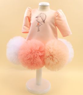 Rochita cu pampoane supradimensionate micuta balerina pentru botez