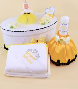 Trusou botez cu rochita cu dantela si lumanare cu flori printesa