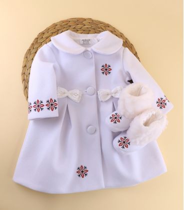 Paltonas botez traditional Atelierele Cris