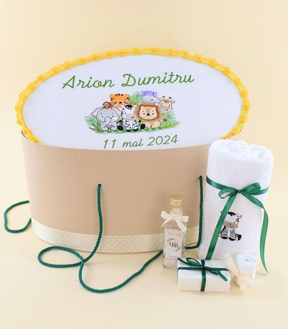Trusou botez brodat  personalizat Jungle Safari set complet