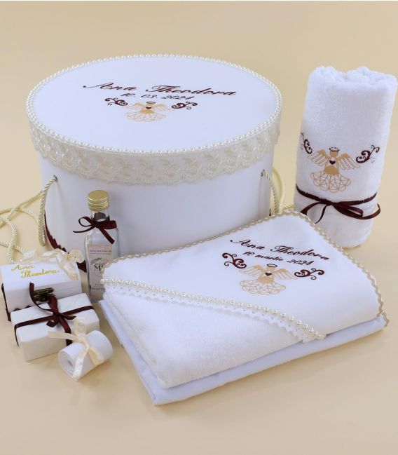 Trusou botez fete set complet ingeras elegant personalizat - set complet