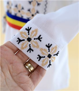 Set botez traditional Boroaia cu lumanare si costumas baieti 