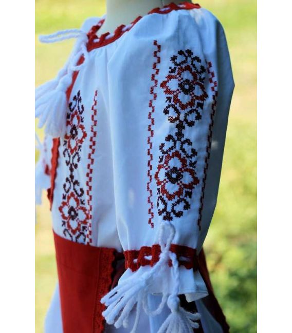 Costum botez fetite traditional Cristina