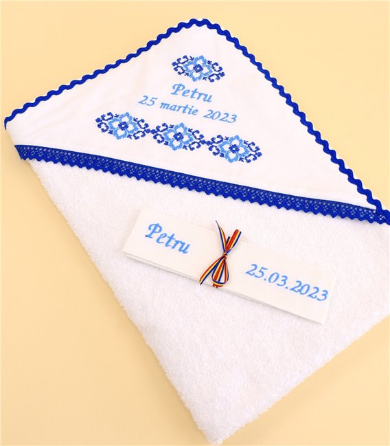 Set botez traditional baiat  - prosop cu capison si broderie albastra cu motive populare romanesti